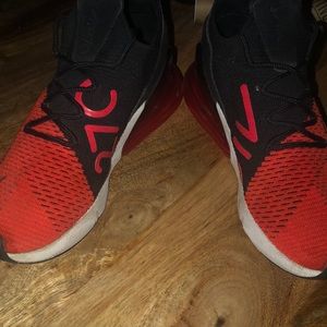 These are Nike Airmax 270, red and black.